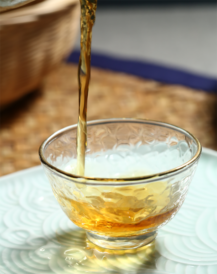 人生如茶，不争，才是至境！