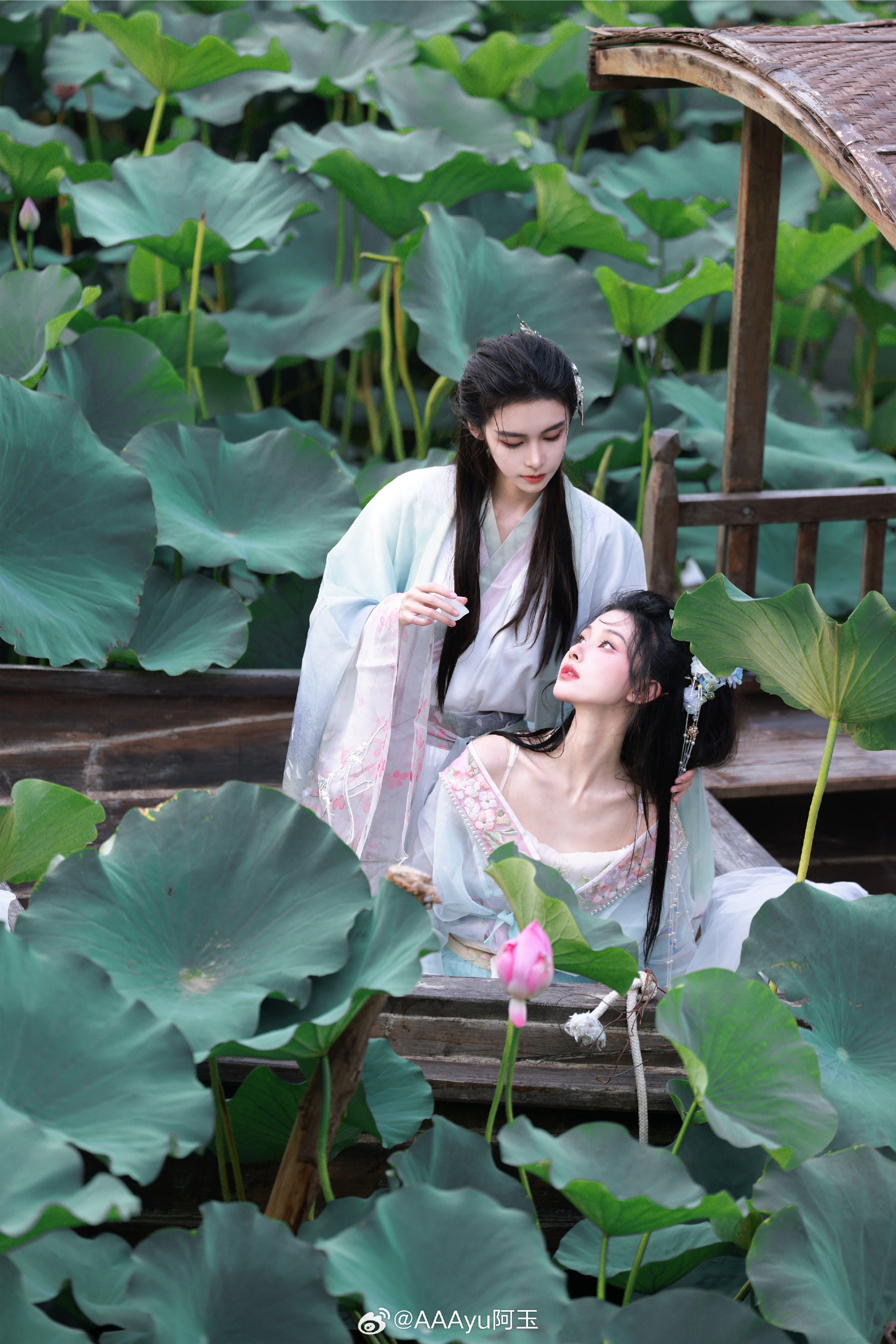 汉服 花间酒，人间月 国风 古风 旗袍@AAAyu阿玉