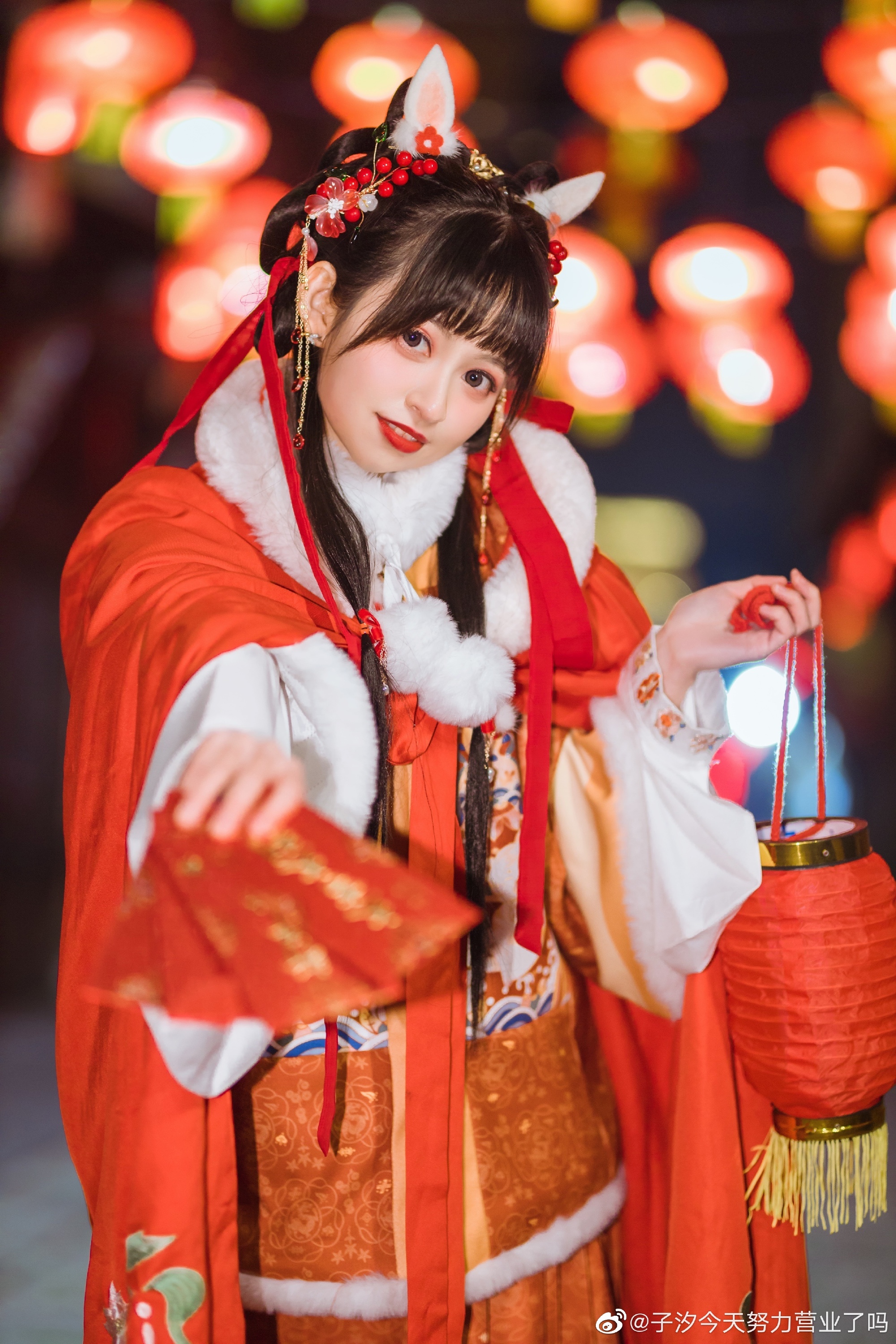 汉服写真 听说，元宵灯会是男女约会的好时节@子汐今天努力营业了吗