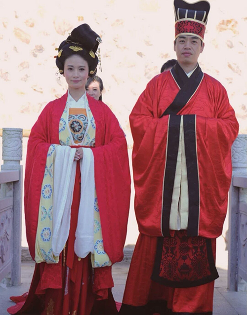 汉服复兴的背景介绍