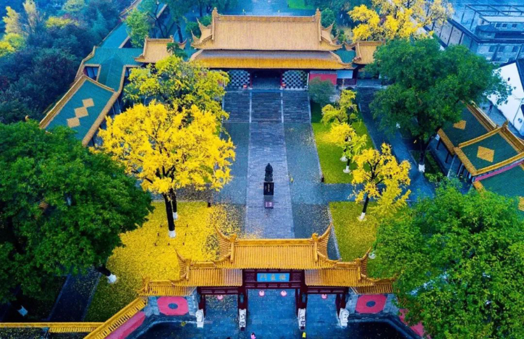 汉服出行指南‖锦绣河山，琼楼故园，待君至，盼君归。