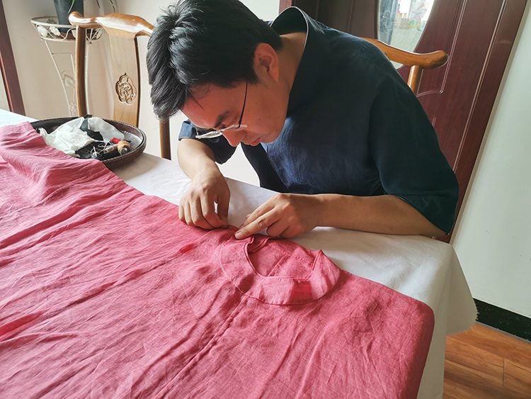 “文化力量不是穿西装打领带”，汉服传统时尚复兴仍在加强