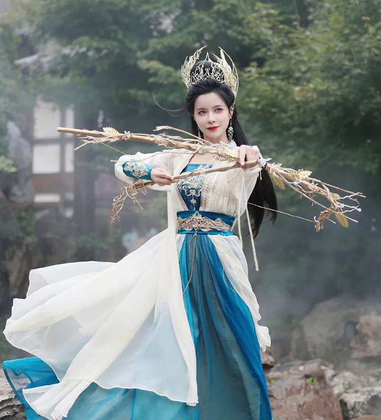 圣微再登榜首，杨馥羽首度榜眼，看2022最受欢迎的汉服模特都有谁？