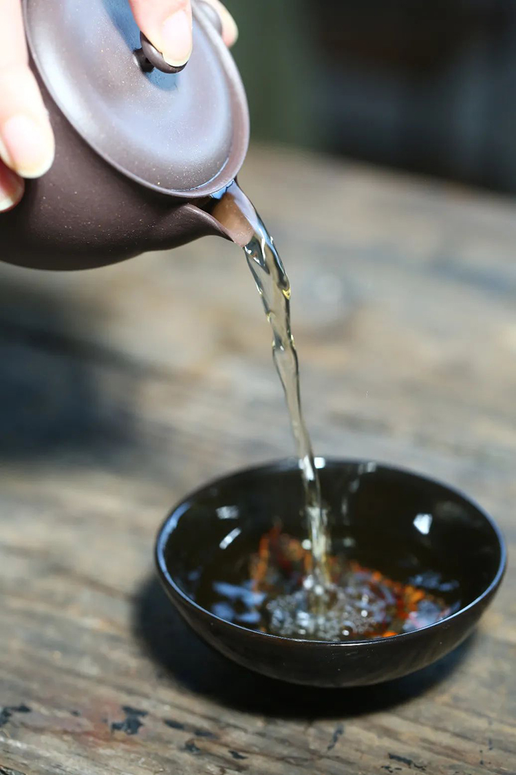 一天中最宜喝茶的时间段，原来很多人都喝错了