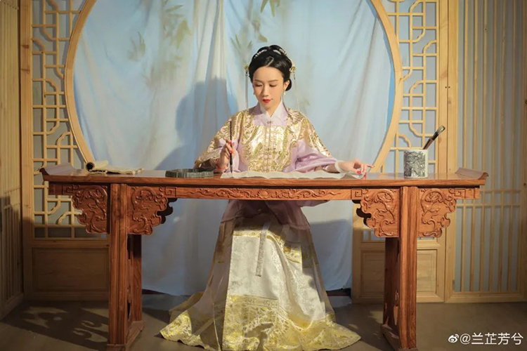 兰芷芳兮获“青年网络文明使者”，提高社会各界对汉服文化的关注