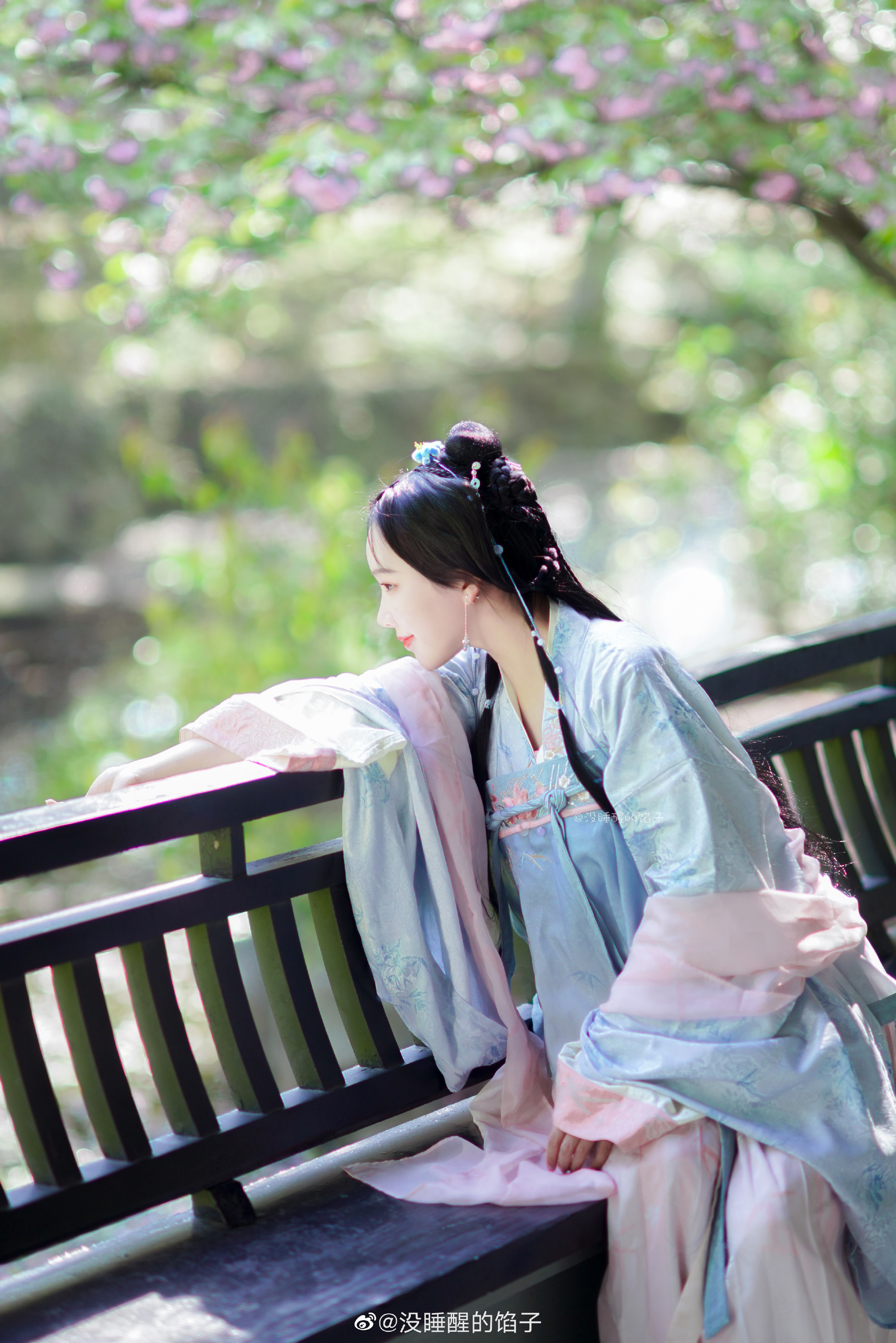 天若有道,自不会让有情人分离@没睡醒的馅子