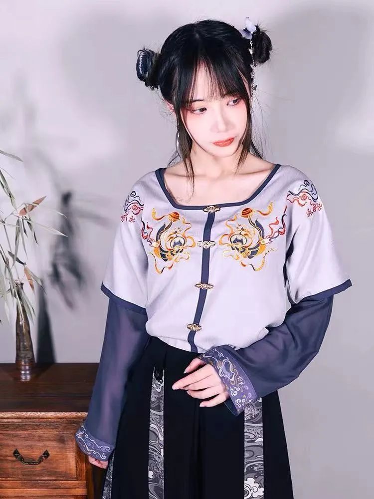 夏天穿什么样的汉服不热？