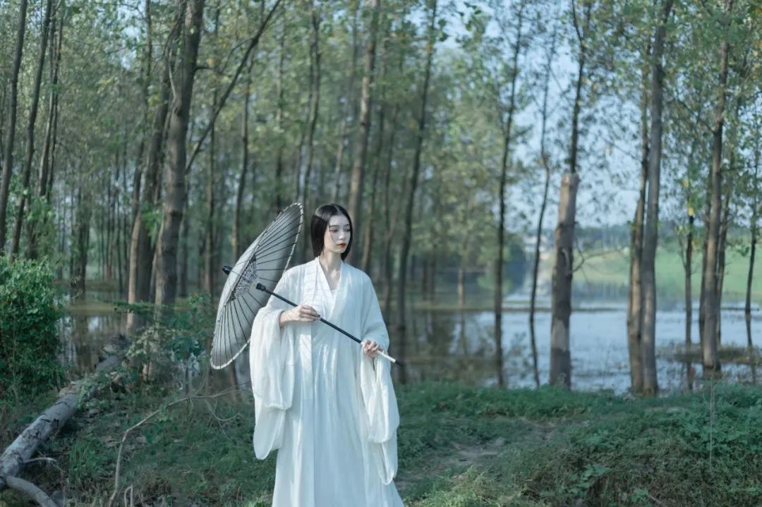 人间有味是清欢