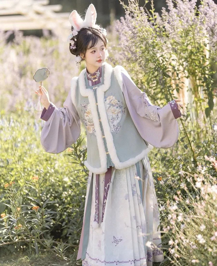 春节汉服穿搭指南丨玉兔将至人间，华裳妆点新春