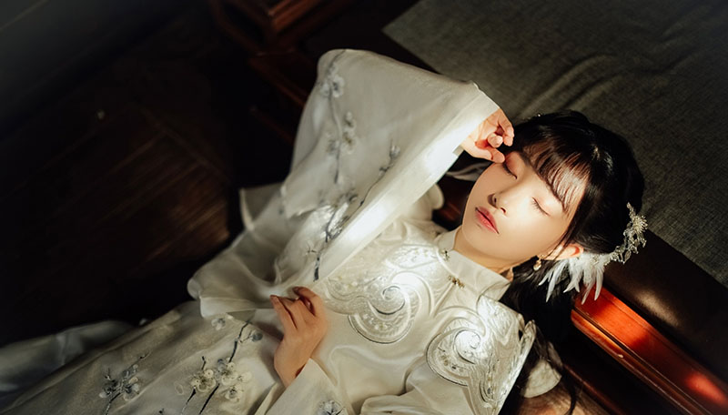 现代汉服：传统汉服的创新与延续