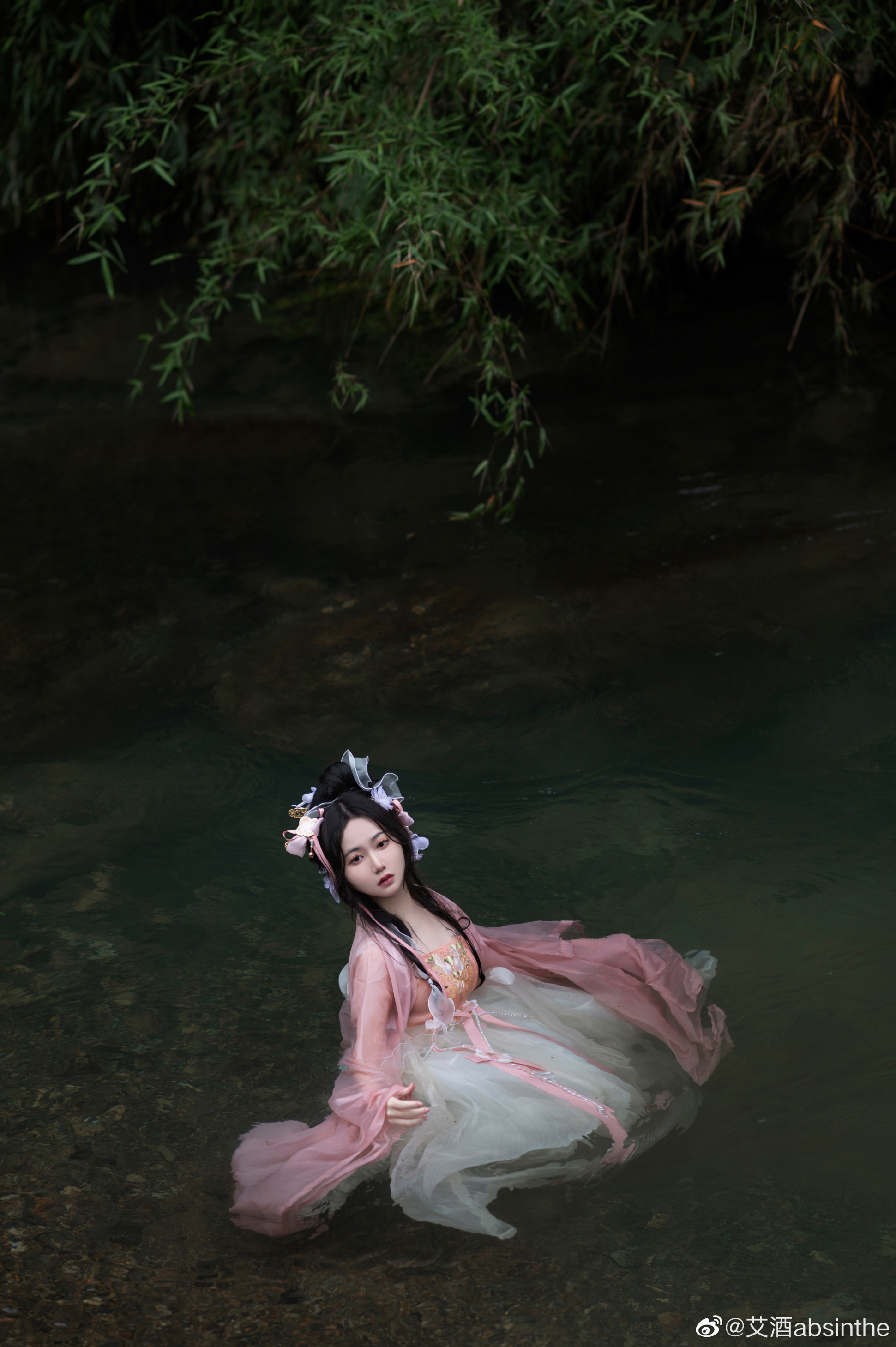 【汉服】清水出芙蓉，天然去雕饰@艾酒absinthe