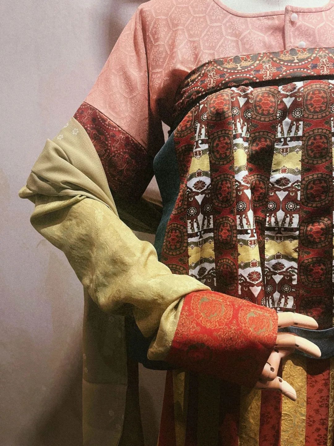 洛阳汉服大秀，领略一千多年前的古人审美