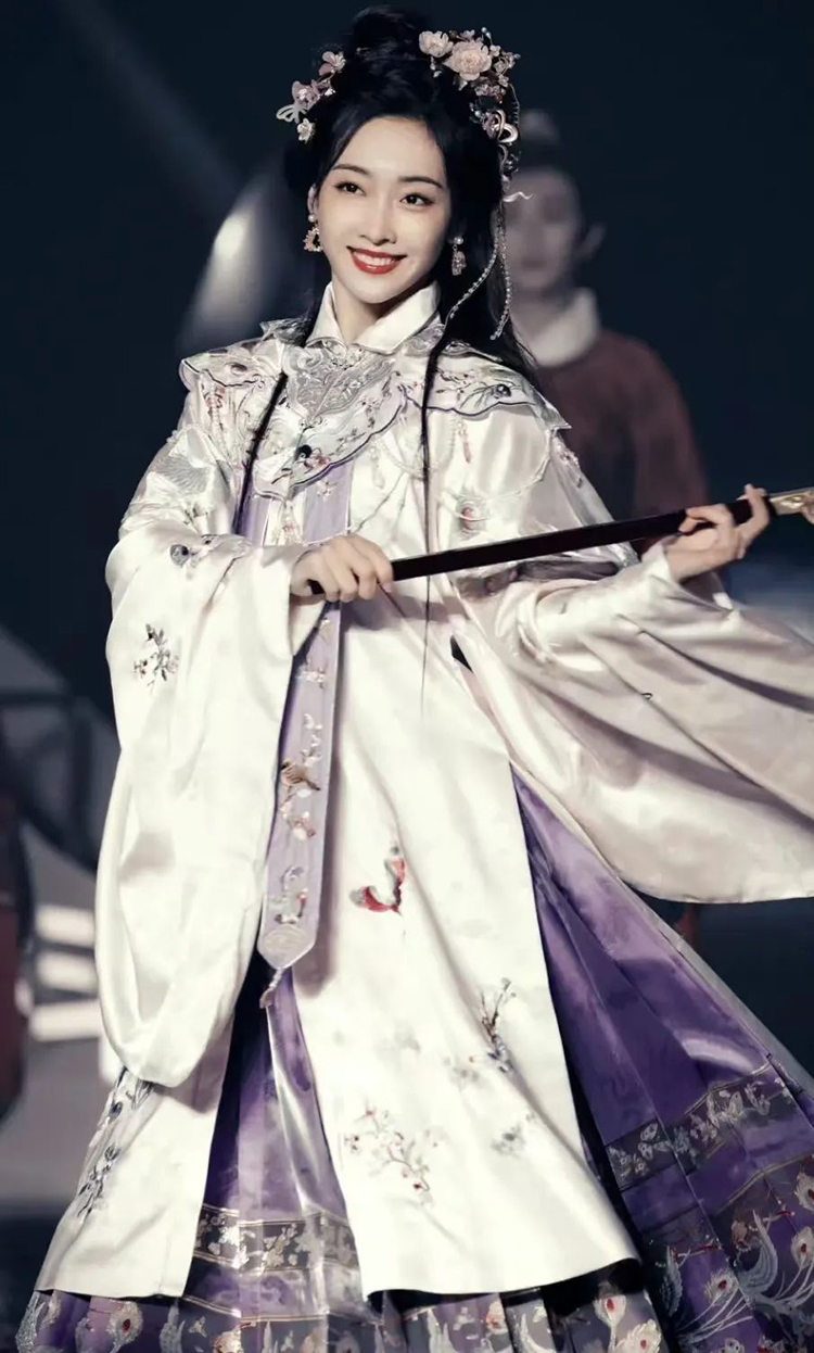 汉服VS古装‖当影视剧古装遇上国风秀典