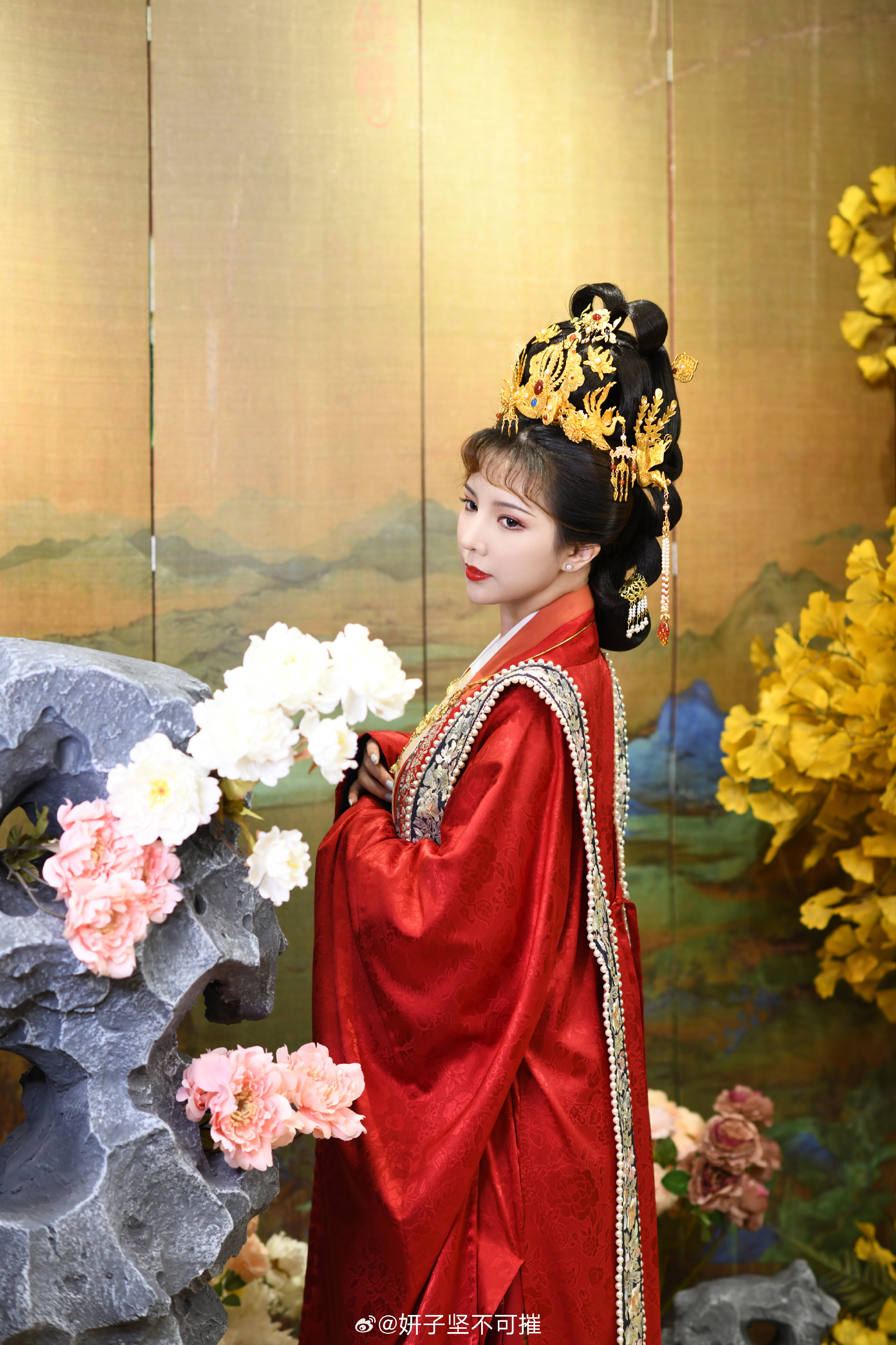 和心心老师的汉服造型作品存档。@妍子坚不可摧