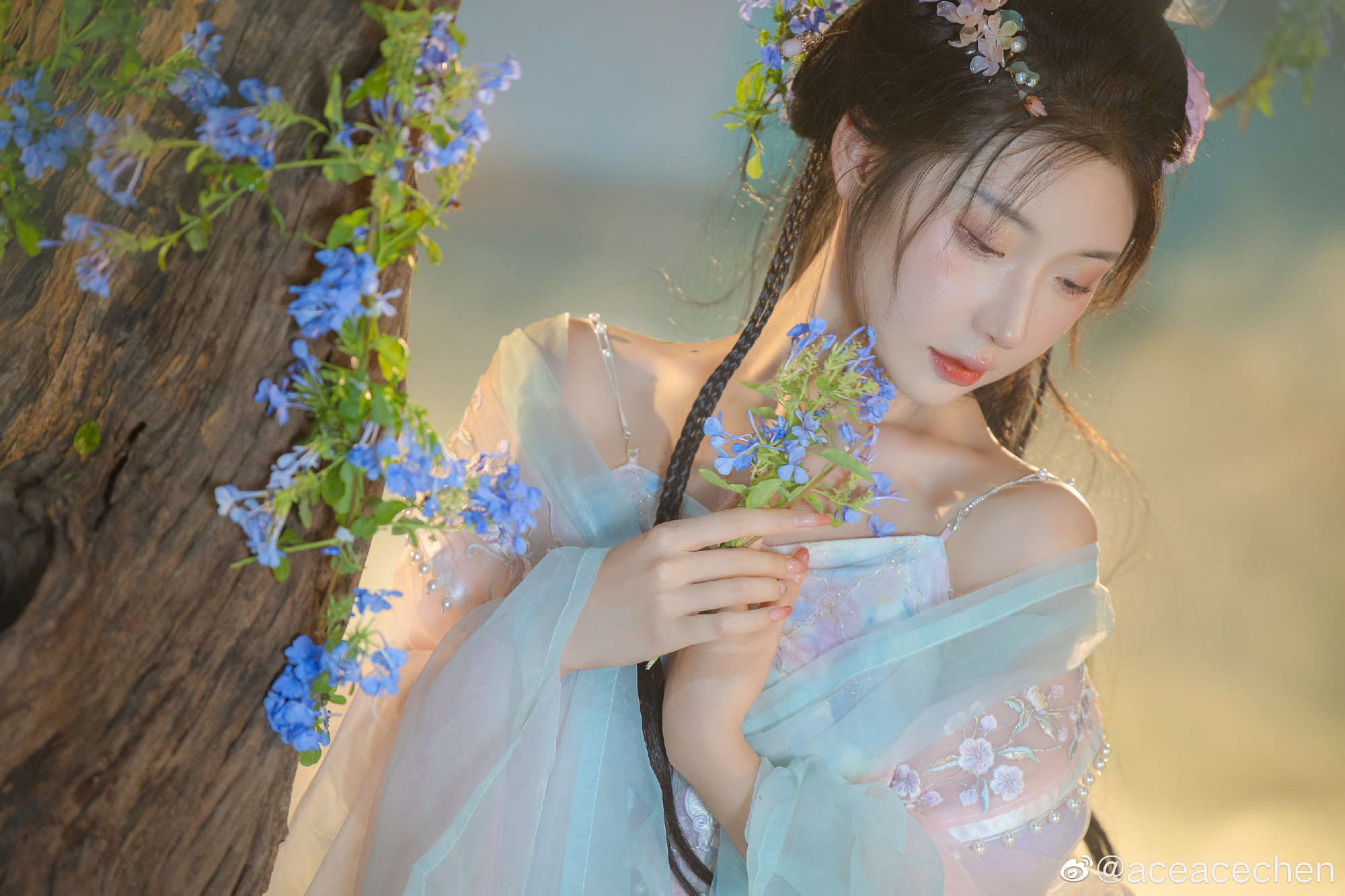 【汉服写真】梦中所见 满眼山花如翡
