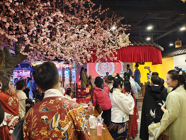 上海爱琴海购物公园汉服活动