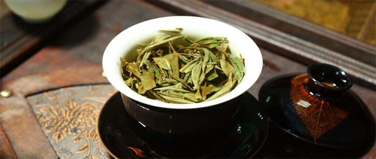 一天中最宜喝茶的时间段，原来很多人都喝错了