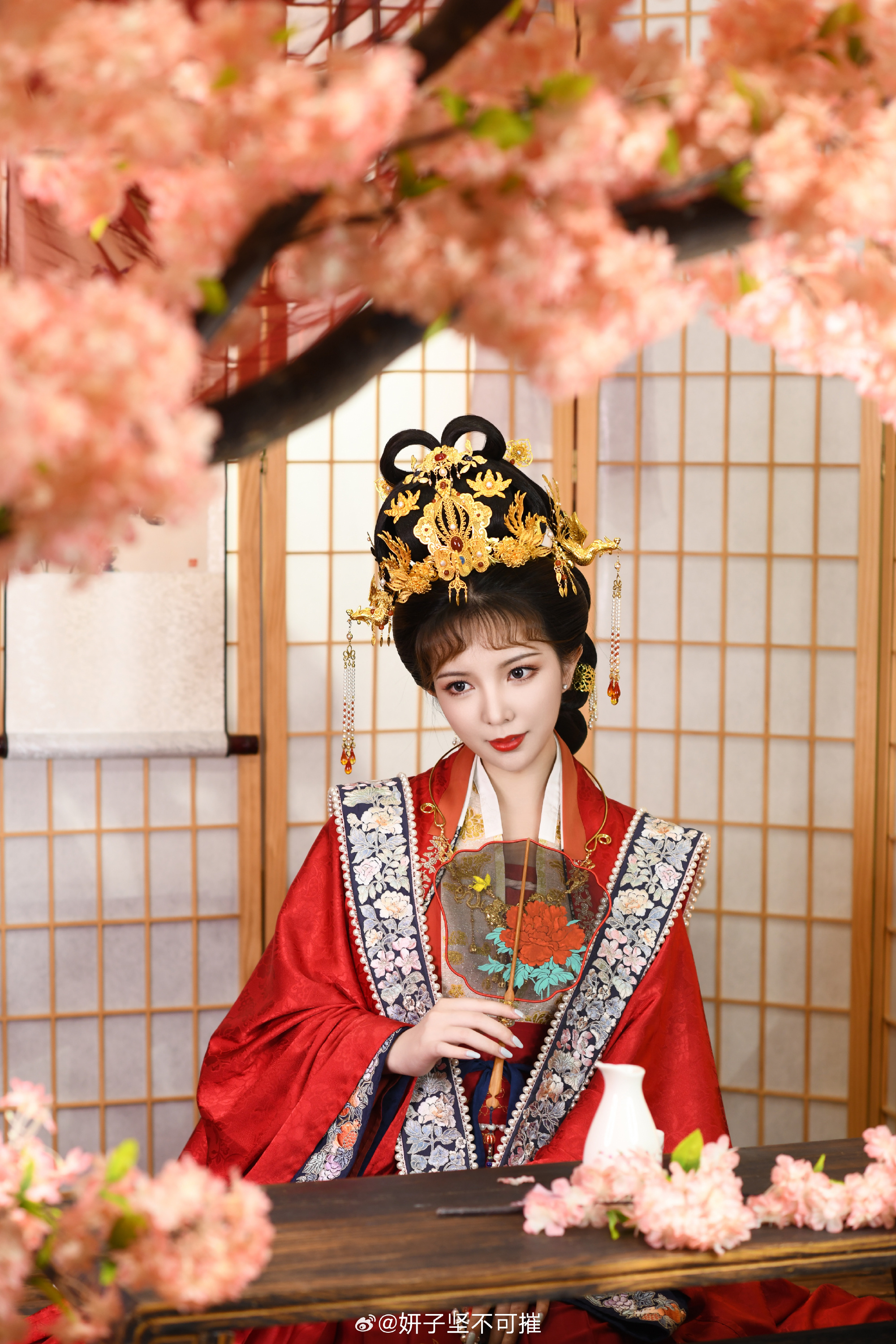 和心心老师的汉服造型作品存档。@妍子坚不可摧