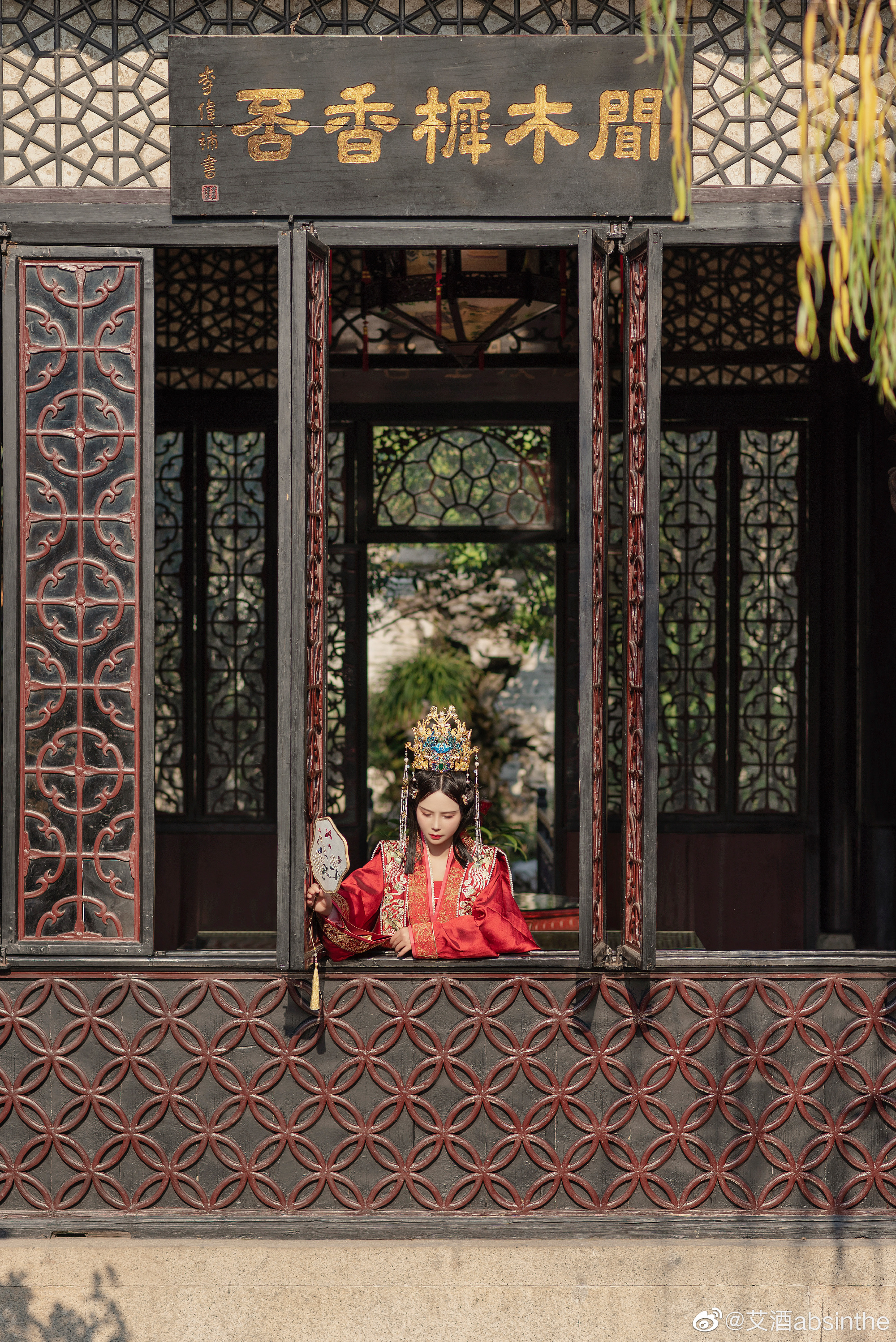 汉服 沉鱼落雁鸟惊喧 羞花闭月花愁颤@南一