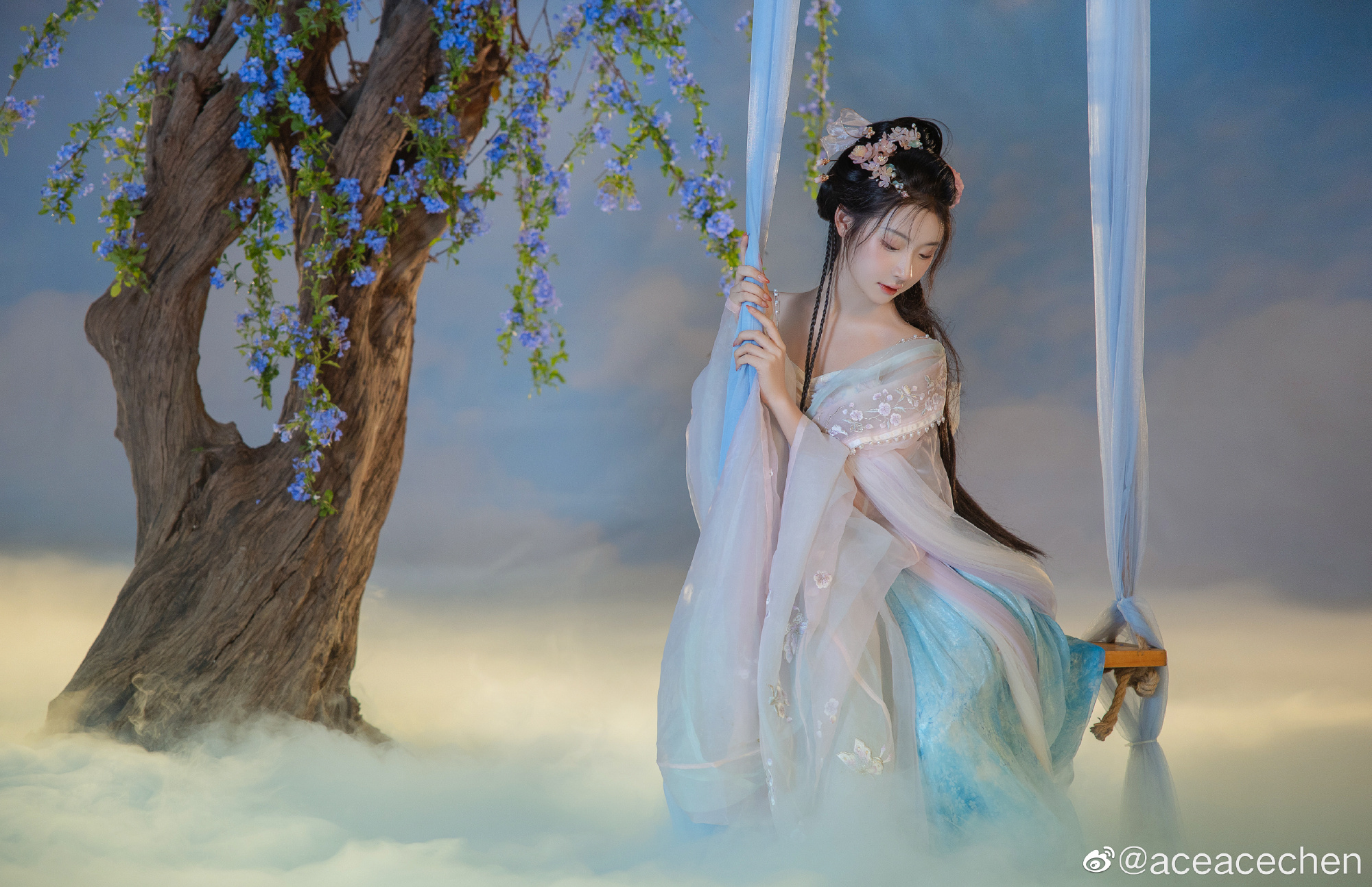 【汉服写真】梦中所见 满眼山花如翡