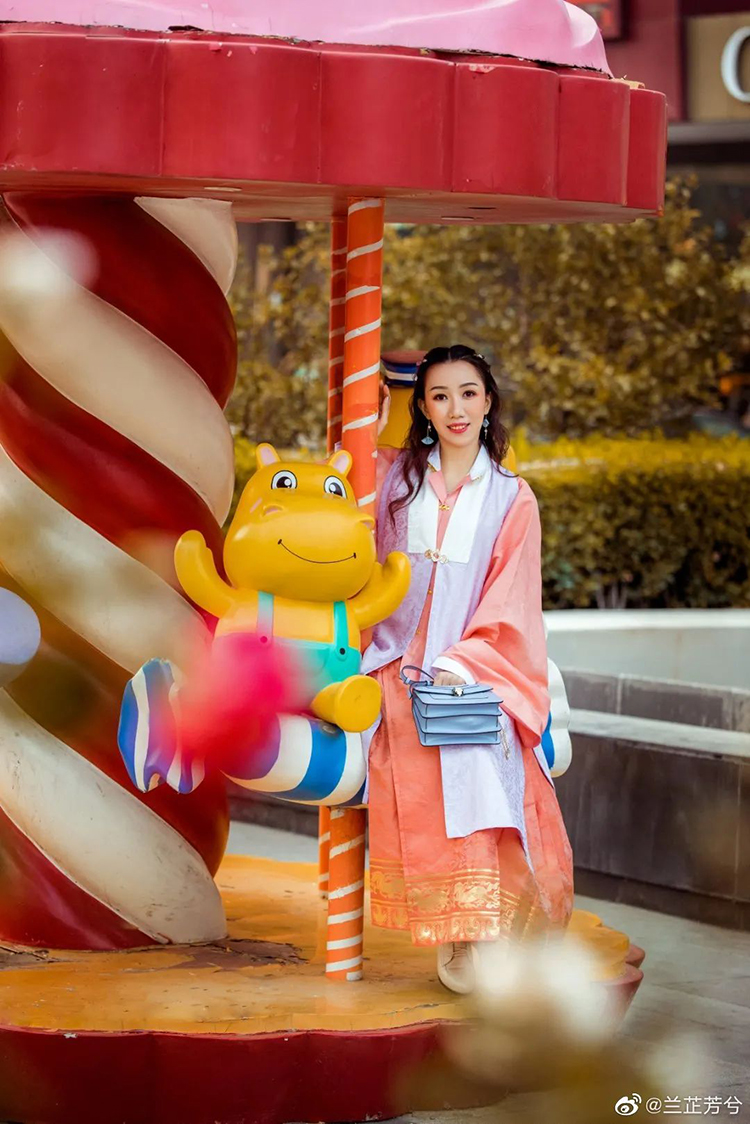 兰芷芳兮获“青年网络文明使者”，提高社会各界对汉服文化的关注