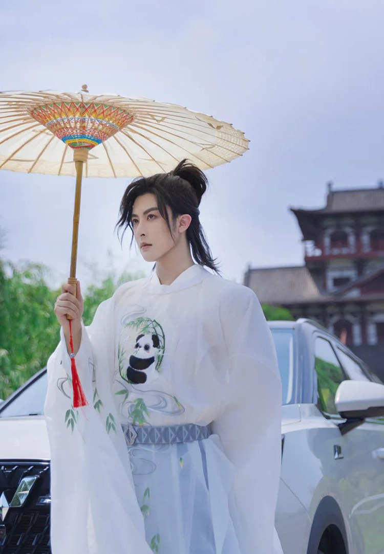 圣微再登榜首，杨馥羽首度榜眼，看2022最受欢迎的汉服模特都有谁？